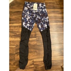 Fabletics Cashel Foldover Powerform Legging size M